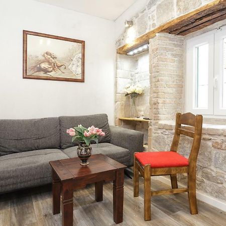 Stone Apartman Varos سبليت المظهر الخارجي الصورة