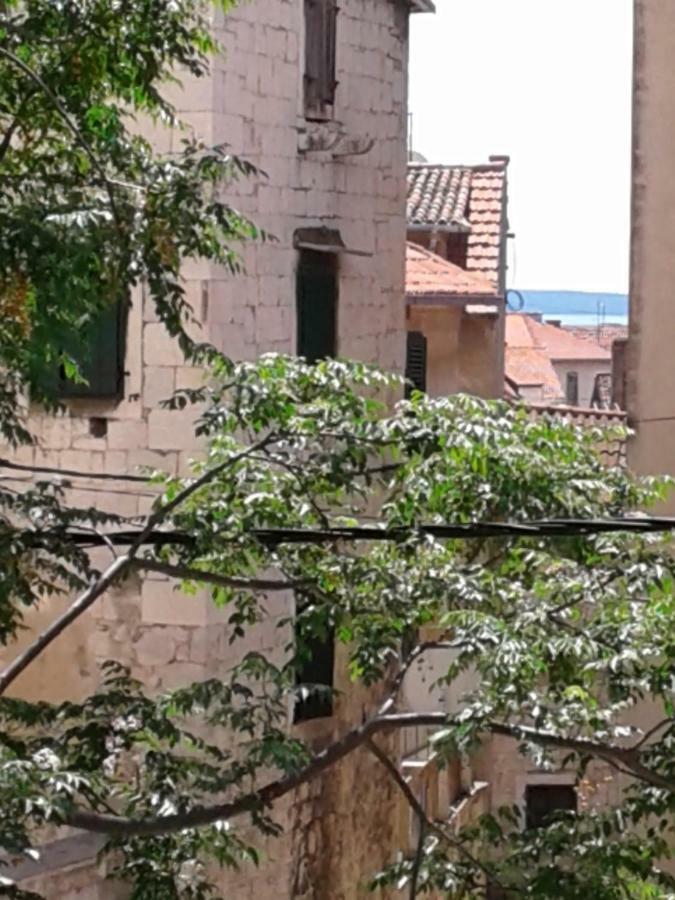 Stone Apartman Varos سبليت المظهر الخارجي الصورة