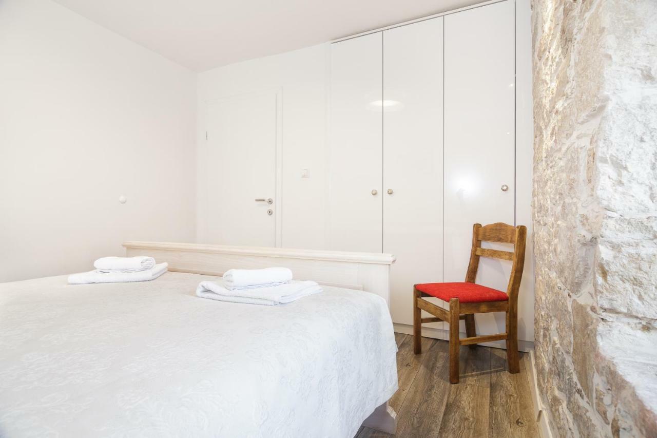 Stone Apartman Varos سبليت المظهر الخارجي الصورة